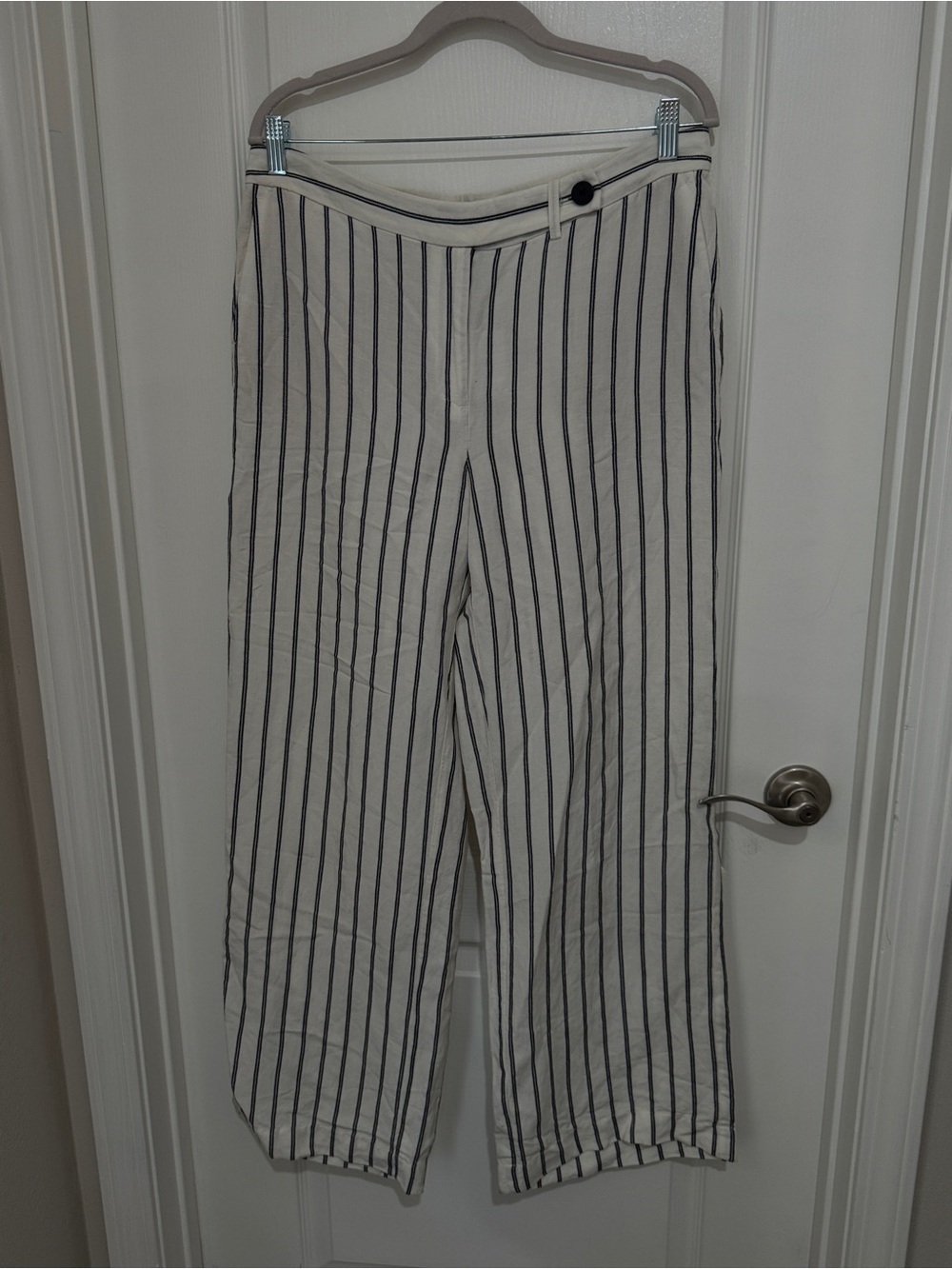 NWT J. Jill Cream Wide-Leg Linen pants with Black Pinstripes